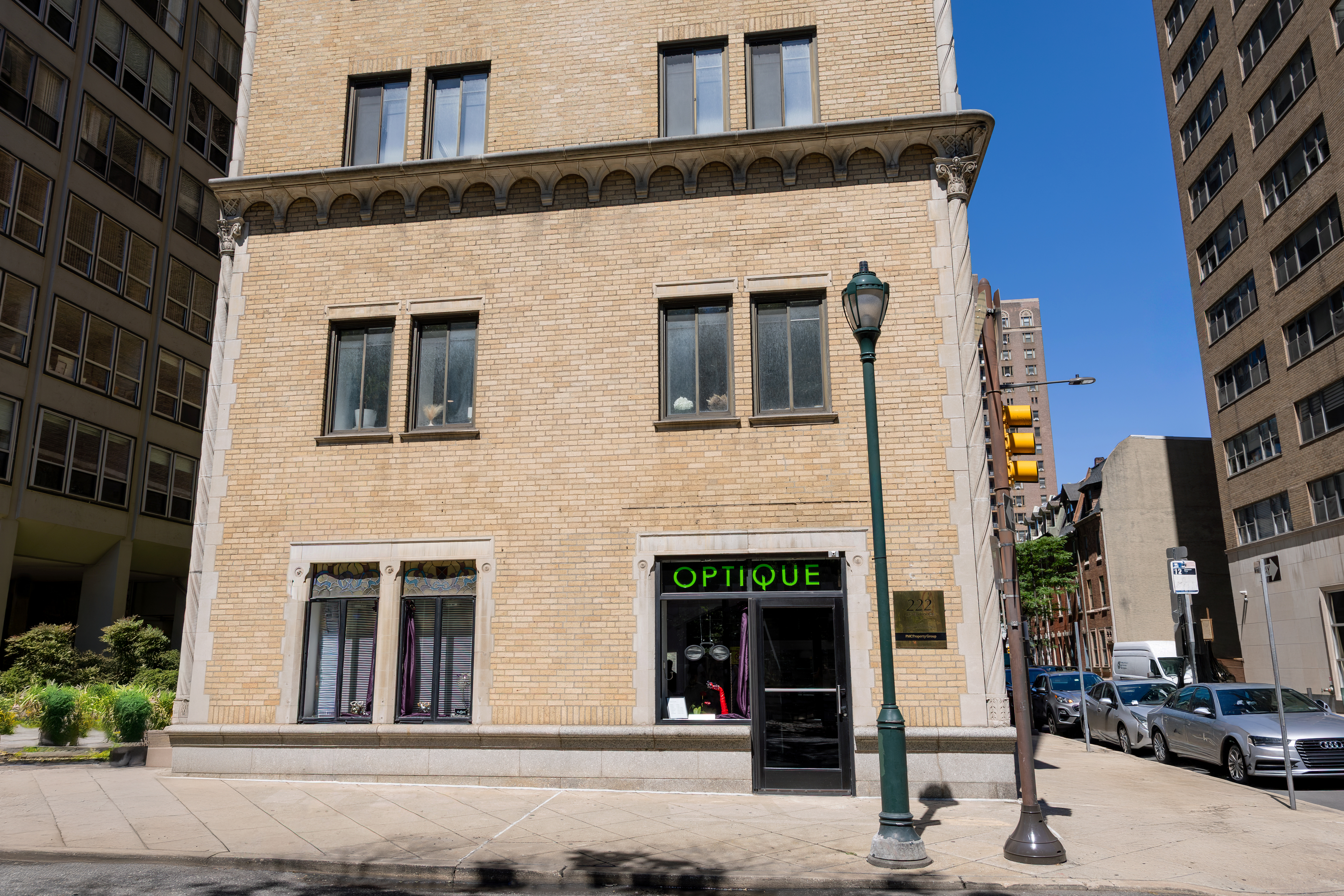 optique style eye glasses shop